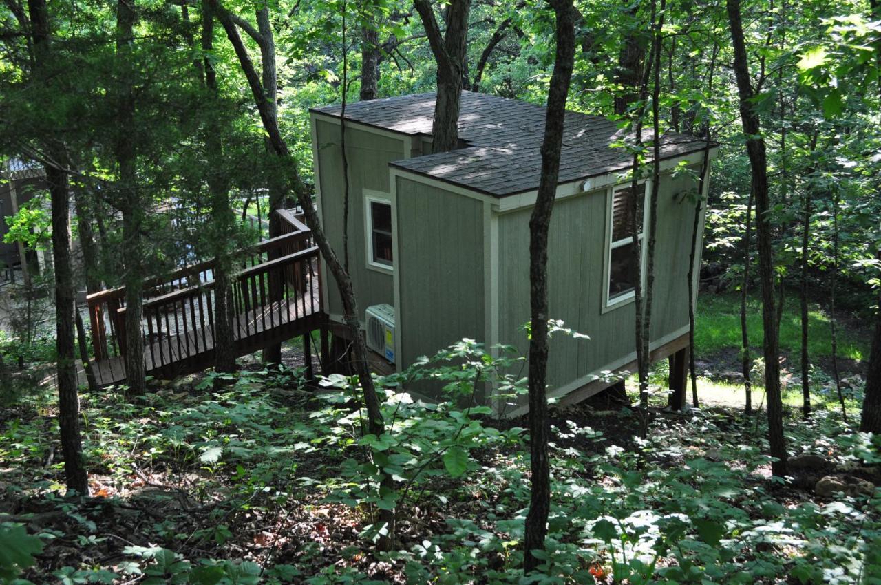 Villa Seven Oaks - Treehouse With Deck Lenexa Exterior foto